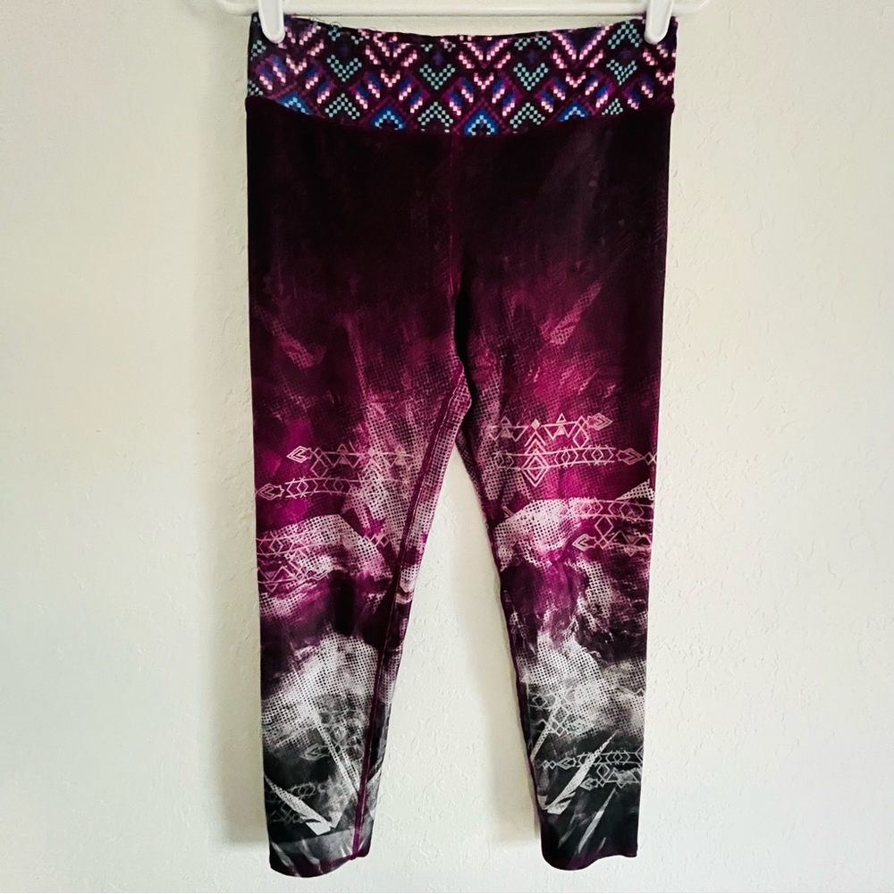 Evolution and Creation Active Women’s Capri Cropped Leggings Purple Large